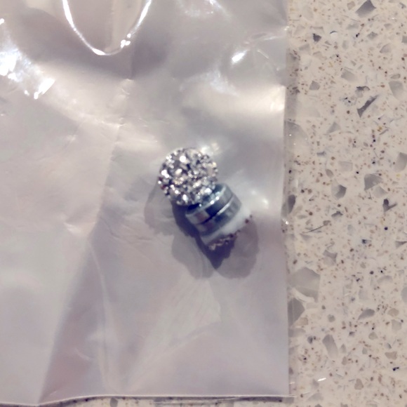 💥3/$15💥 NWOT Magnetic Earrings, 4 Pair - Picture 3 of 5